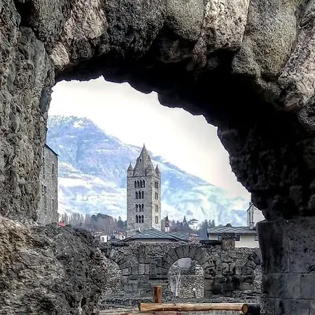 Ferienwohnung Le Joli Coin Du Passage Aosta Exterior foto